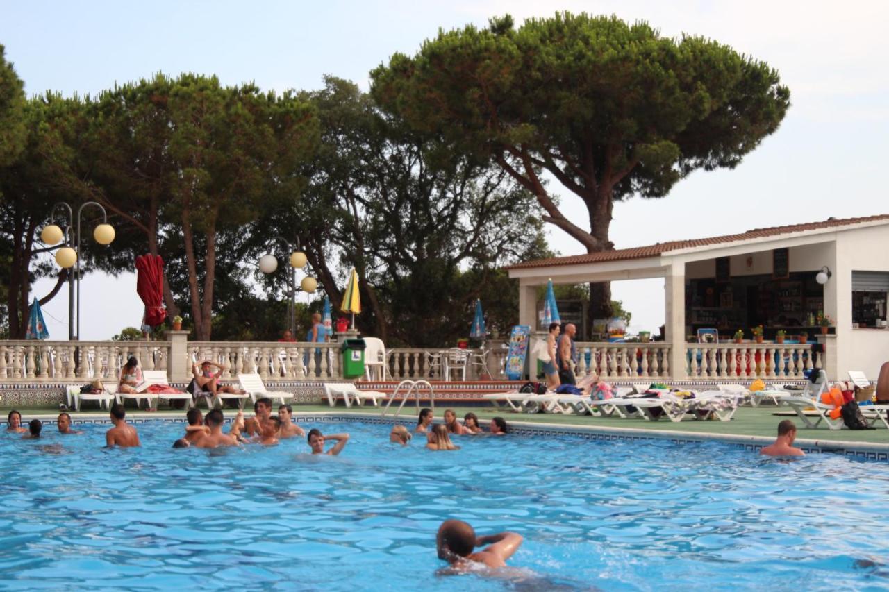 Camping Roca Grossa Calella Exteriör bild