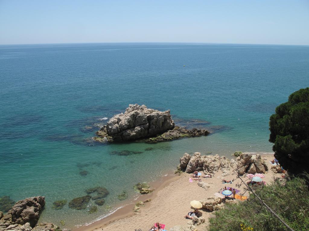 Camping Roca Grossa Calella Exteriör bild