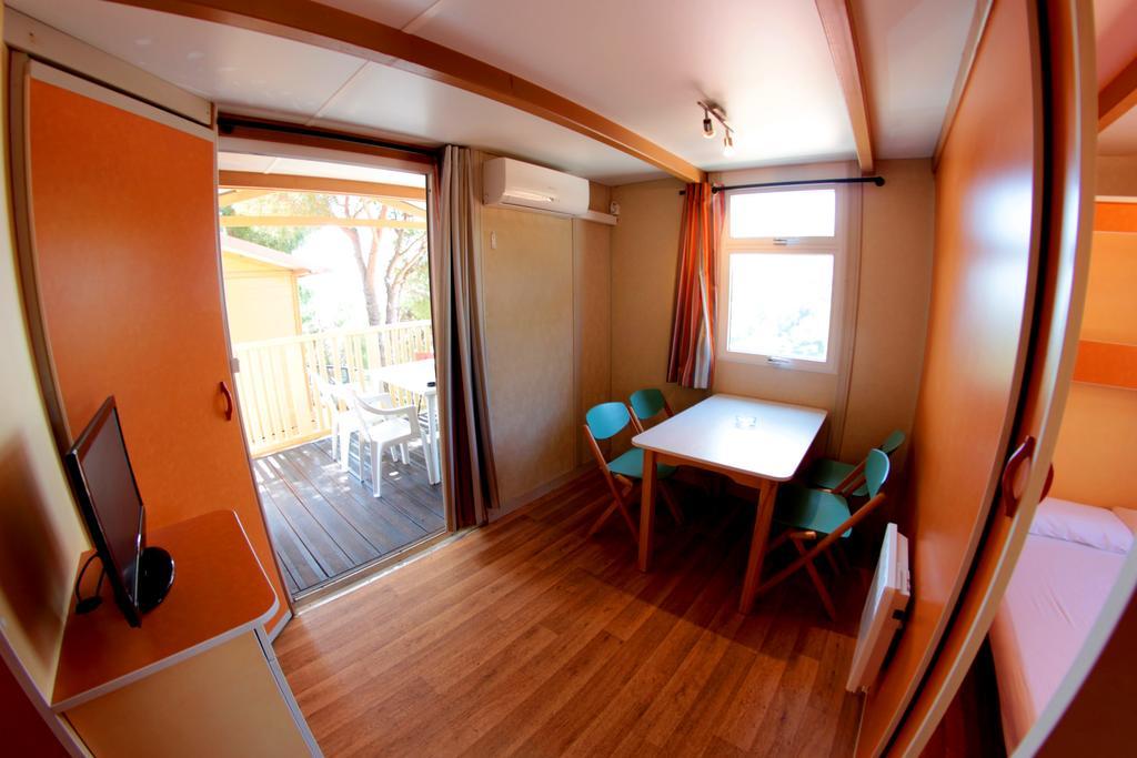 Camping Roca Grossa Calella Exteriör bild