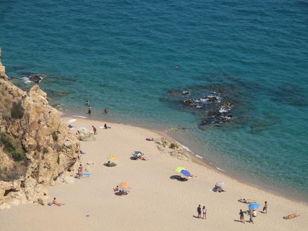 Camping Roca Grossa Calella Exteriör bild